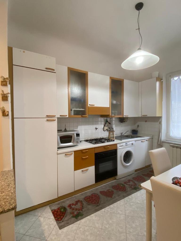 Glitter Home Специя Екстериор снимка