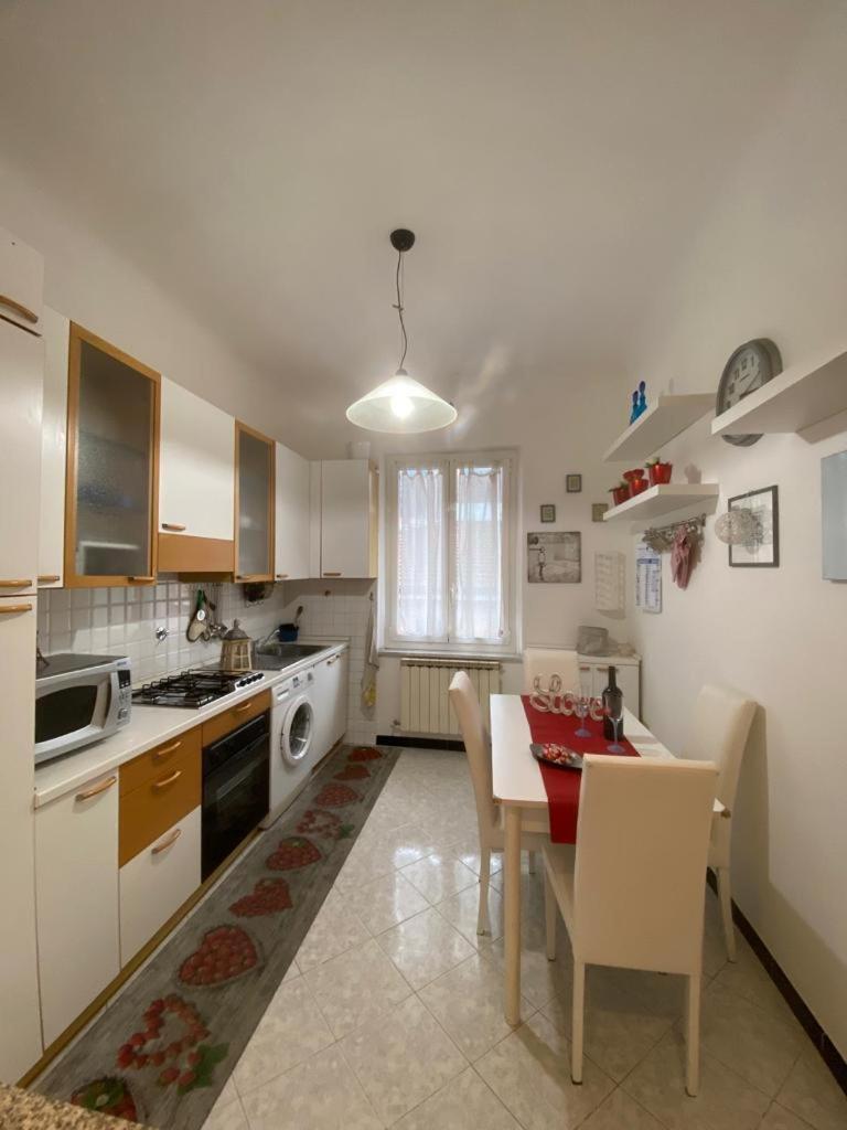 Glitter Home Специя Екстериор снимка