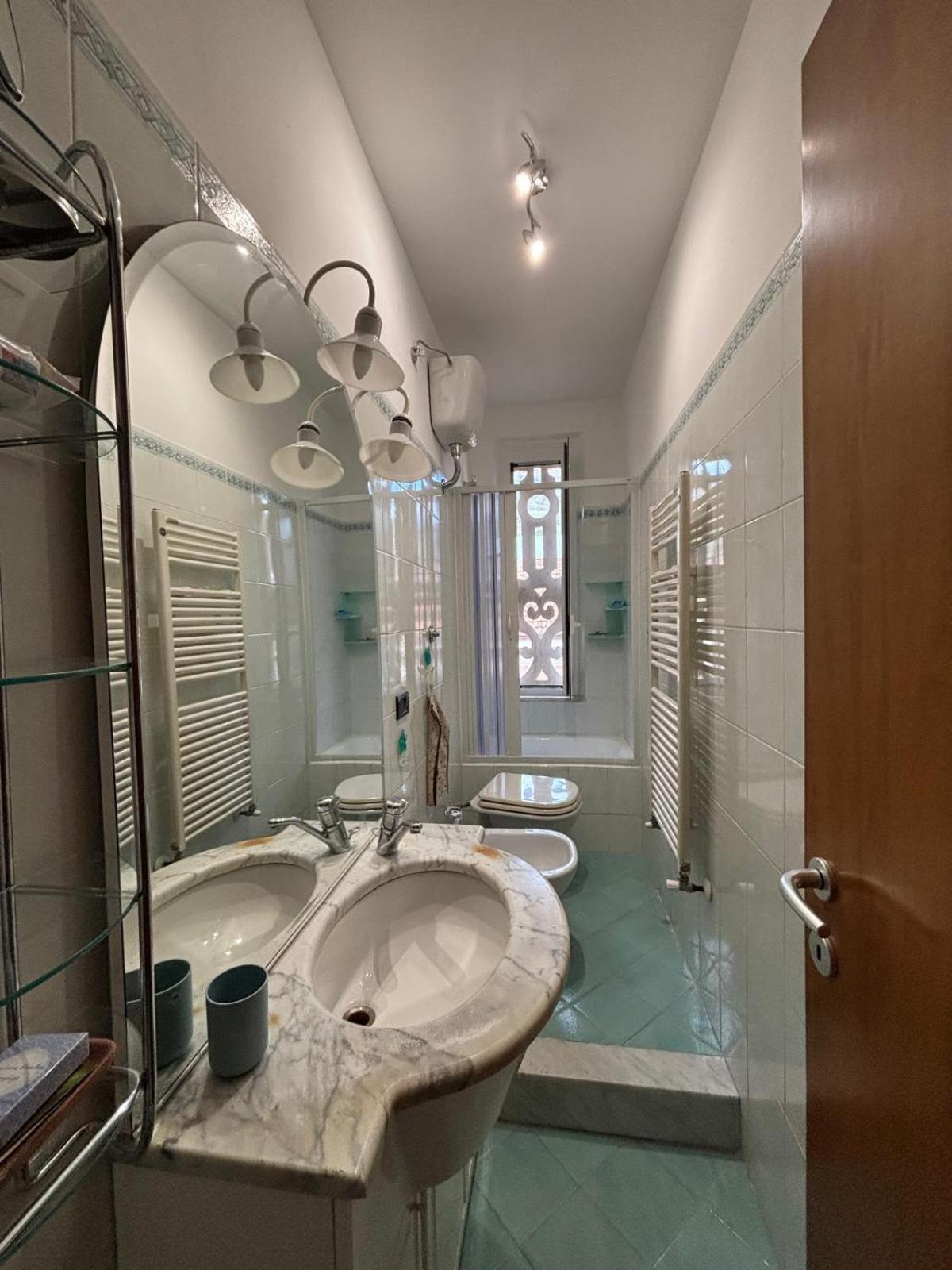 Glitter Home Специя Екстериор снимка